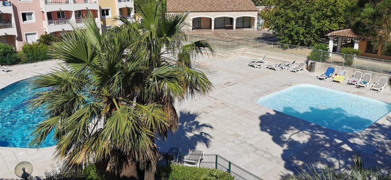 Appartement Piscine Mer Montagne Les Issambres Luaran gambar