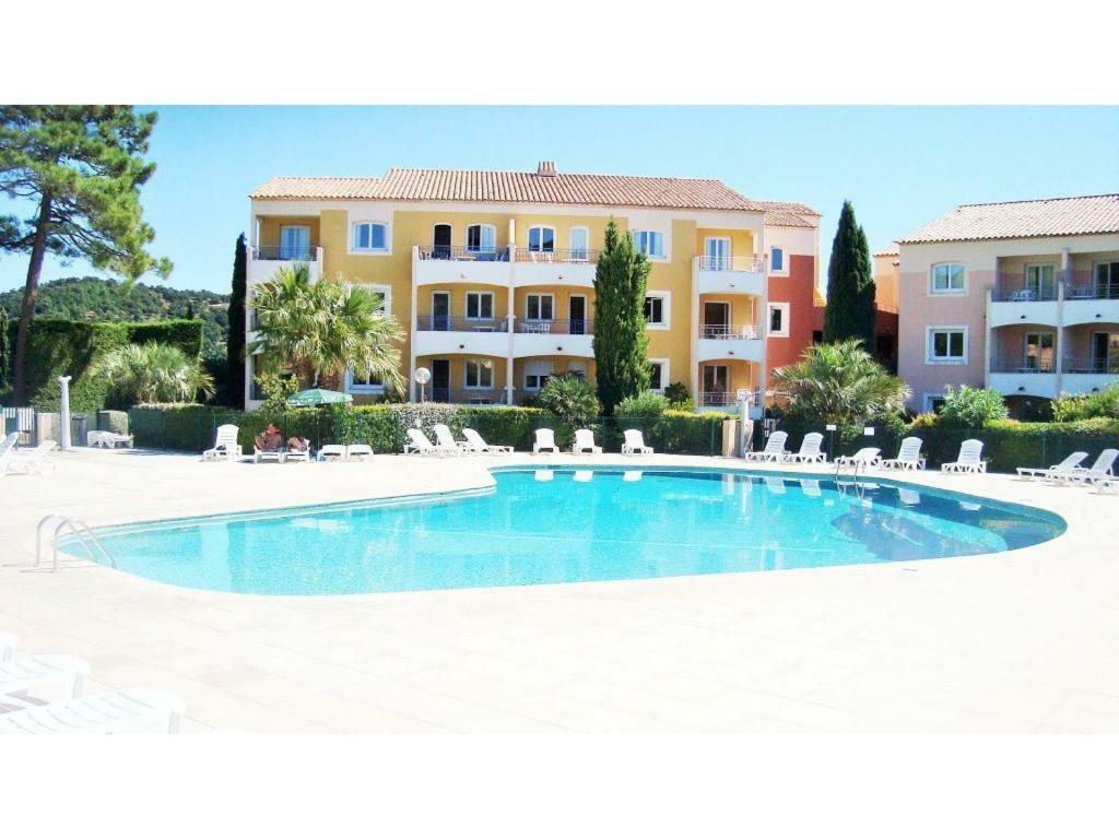 Appartement Piscine Mer Montagne Les Issambres Luaran gambar