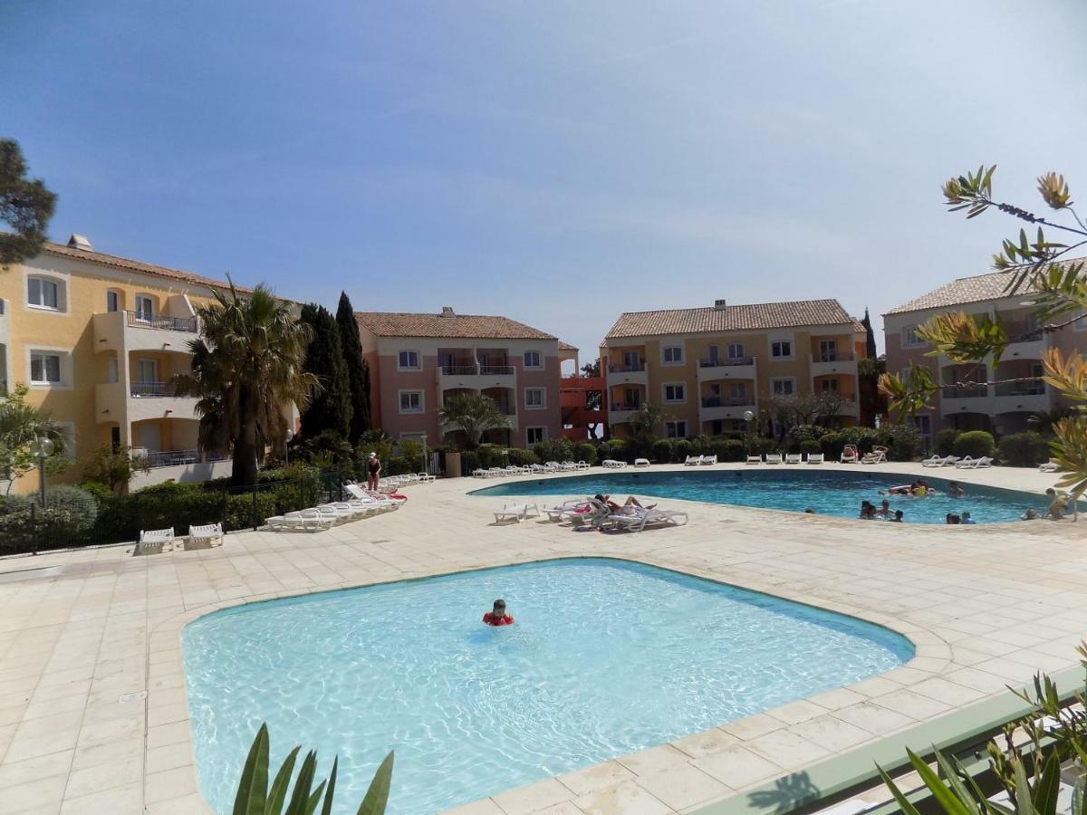 Appartement Piscine Mer Montagne Les Issambres Luaran gambar
